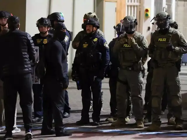 federal-judge-blocks-trump-portland-guard-move